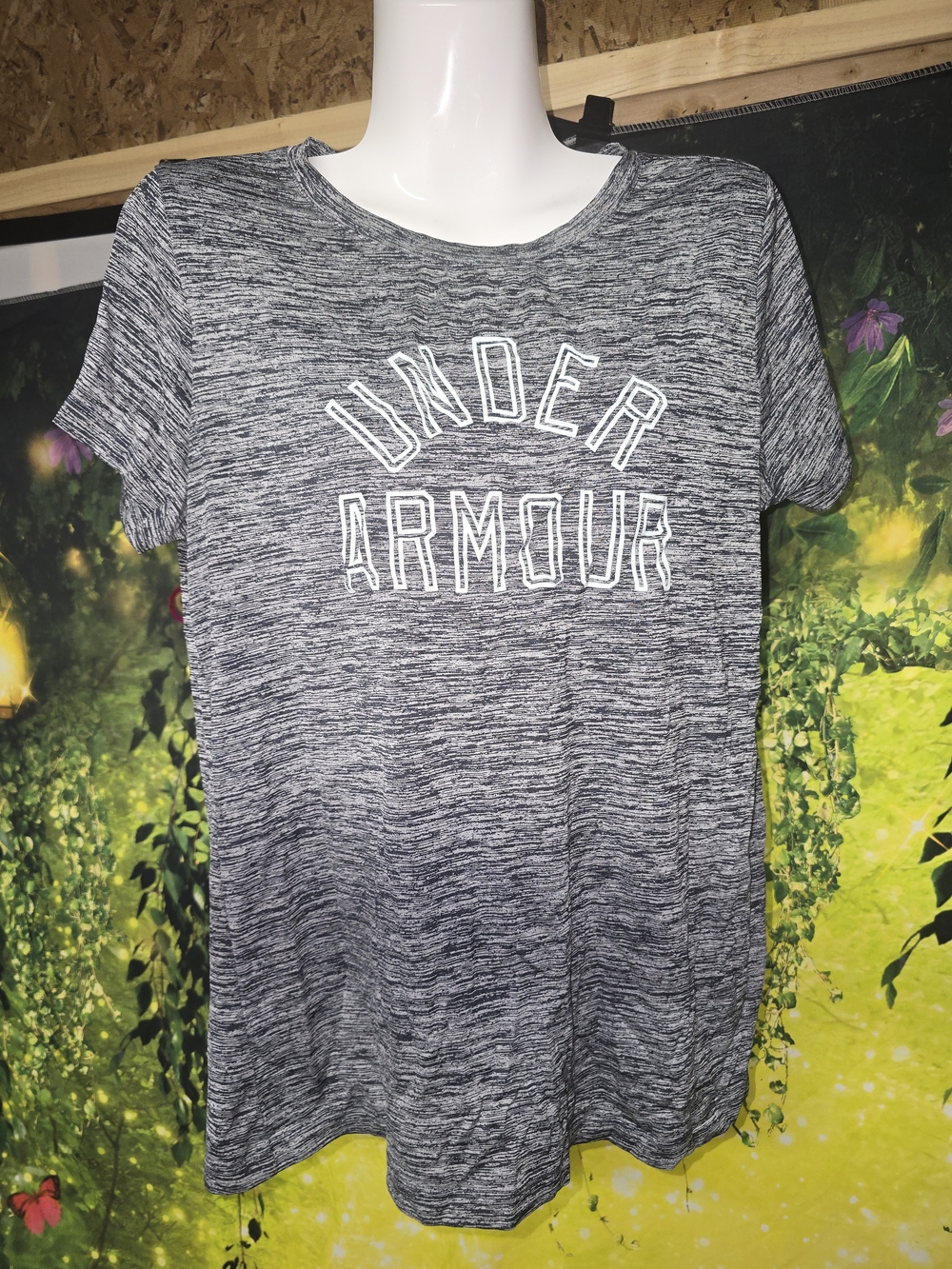 #166 Under Armour Women's Black & White Space-Dye Short Sleeve Tee